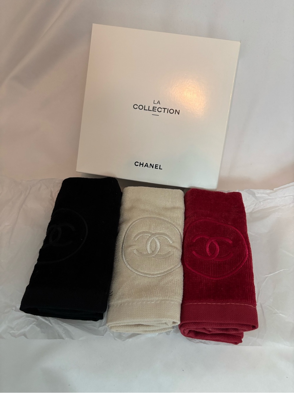 CHANEL Three-Tone Embroidered CC Towels - Black, Ivory, Red